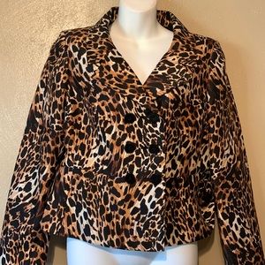Le Suit size 8 double breasted cheetah print blazer